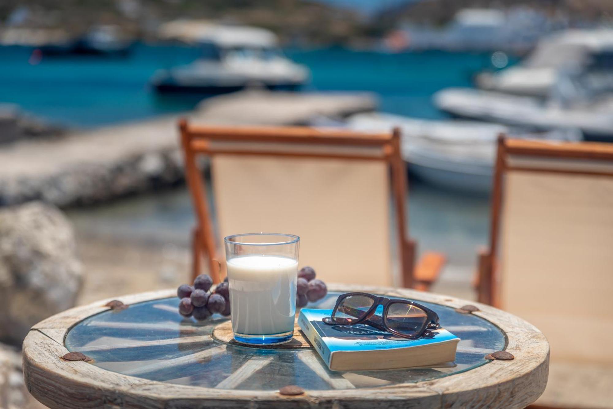 فيلا Koufiakas Boathouse بولونيا المظهر الخارجي الصورة